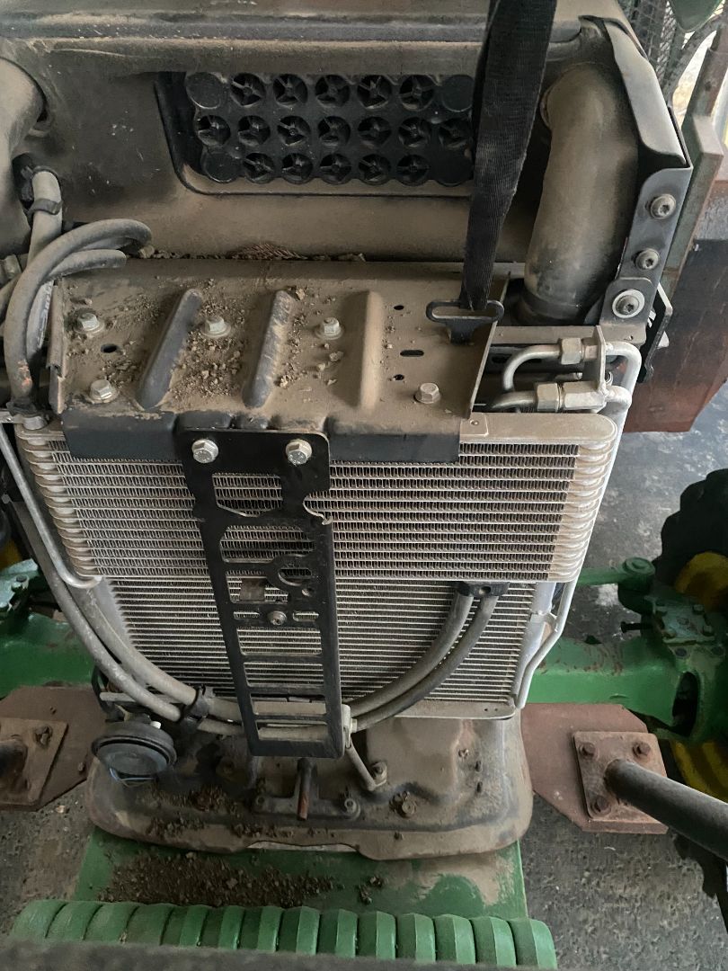 2015 DEERE 6115M - Image 11